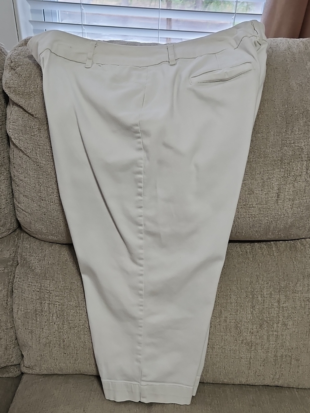 St. John's Bay Cream Slim Capris with Back Welt Pocket